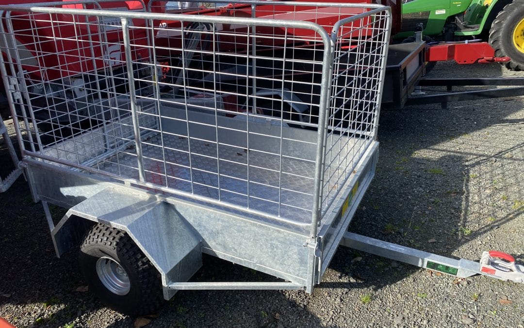 Kea trailer with stock crate